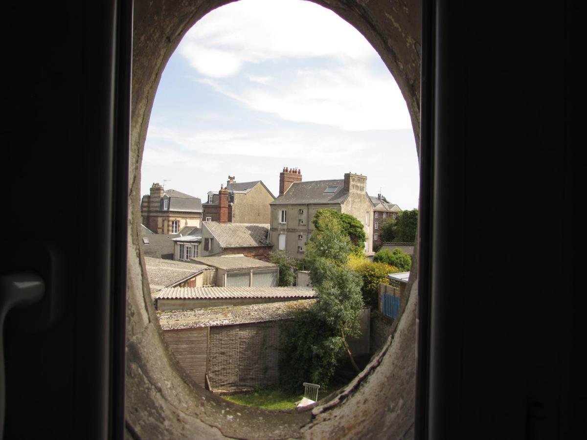 Les Gites De Claire Honfleur Exterior foto